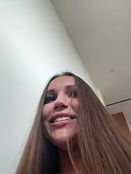 Syka0001 online show from February 8, 6:54 am