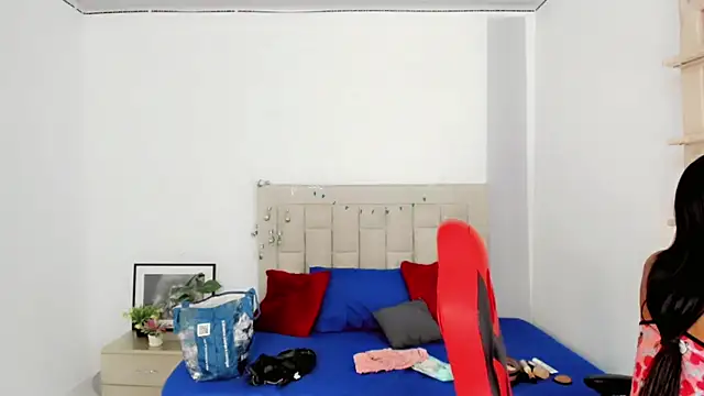 SexyEmmy 10 online show from January 17, 6:39 am