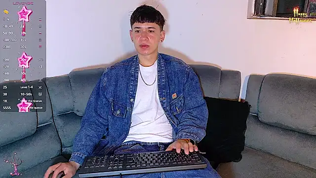 Mr daren  online show from October 25, 5:57 pm