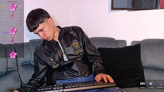 Mr daren  online show from November 4, 6:33 pm