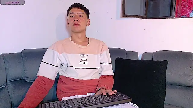 Mr daren  online show from March 11, 6:02 pm