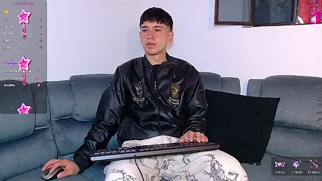 Mr daren  online show from November 17, 7:07 pm