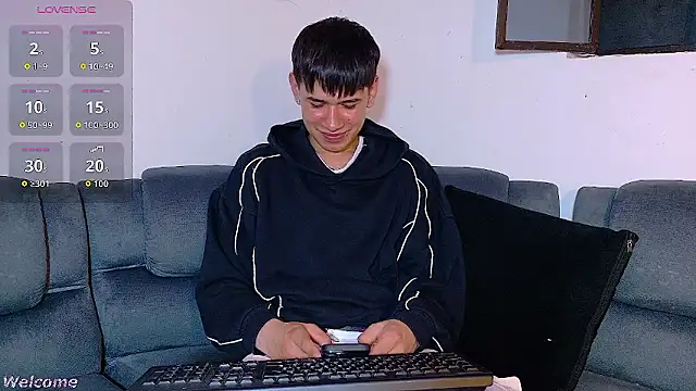 Mr daren  online show from January 12, 7:09 pm