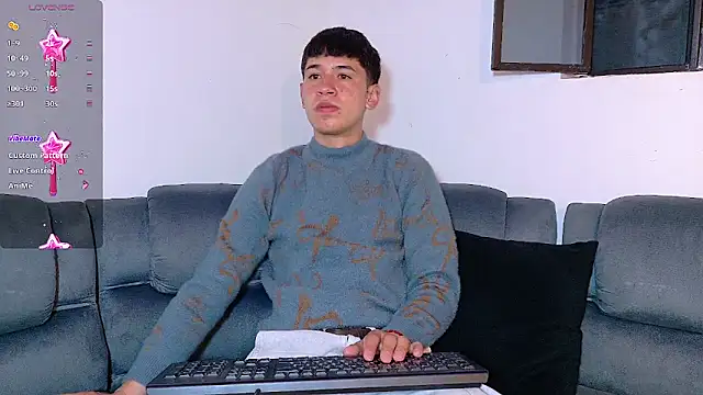 Mr daren  online show from November 13, 7:07 pm