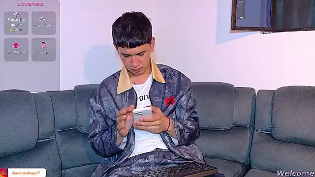 Mr daren  online show from May 13, 6:26 pm