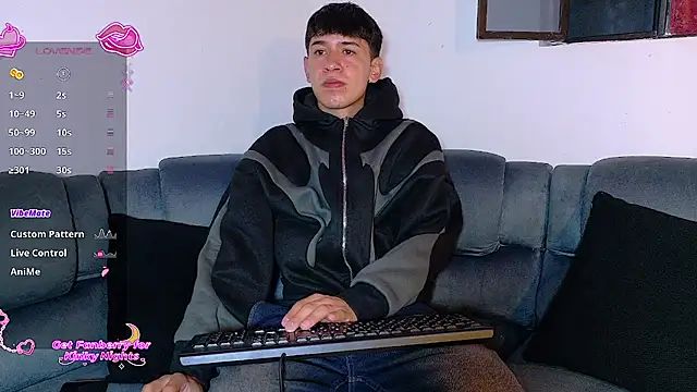 Mr daren  online show from December 1, 7:04 pm