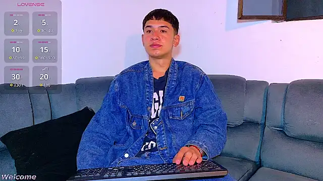 Mr daren  online show from March 23, 6:41 pm