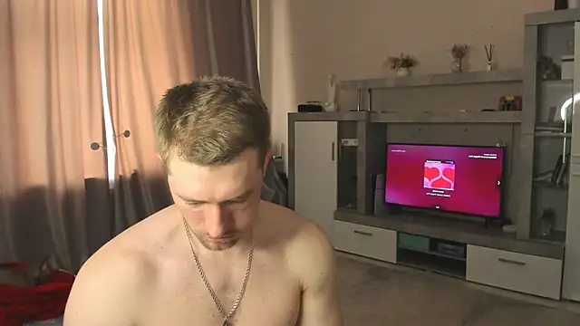 Snapshot of EthanPinkman chatting on June 19, 5:13 am EthanPinkman online show from June 19, 5:13 am