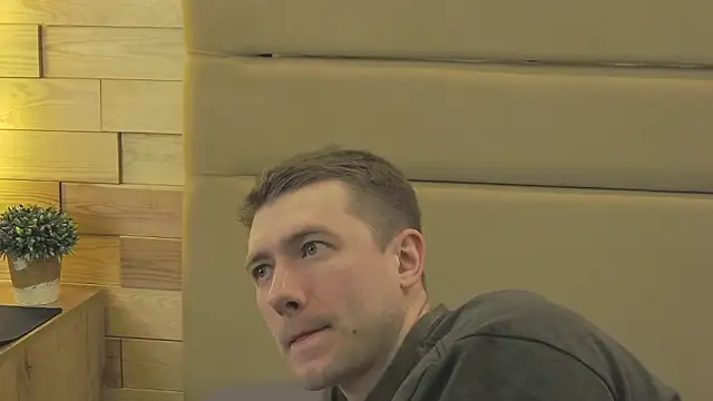 EthanPinkman online show from March 22, 3:43 am