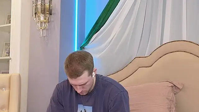 EthanPinkman online show from May 6, 4:49 am