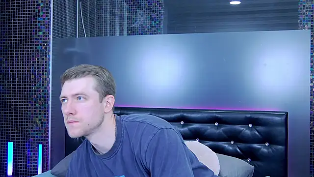 EthanPinkman online show from September 9, 4:22 am