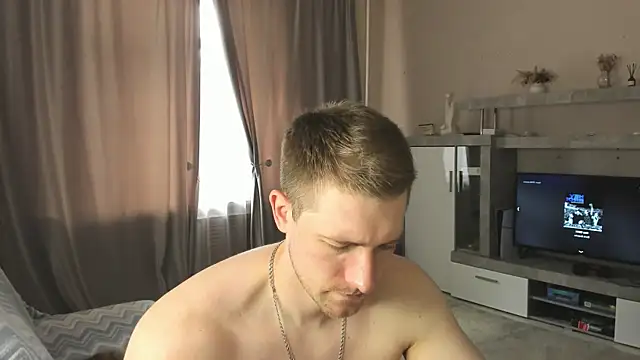 Snapshot of EthanPinkman chatting on July 18, 6:11 am EthanPinkman online show from July 18, 6:11 am