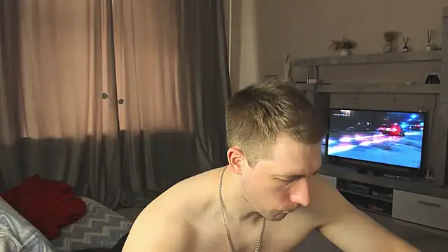 Snapshot of EthanPinkman chatting on July 17, 5:48 am EthanPinkman online show from July 17, 5:48 am