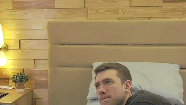 EthanPinkman online show from March 2, 4:35 am