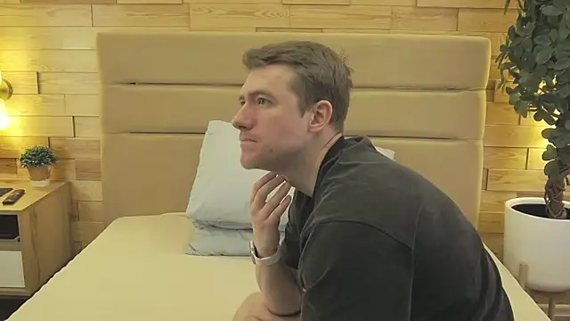 EthanPinkman online show from March 16, 4:31 am