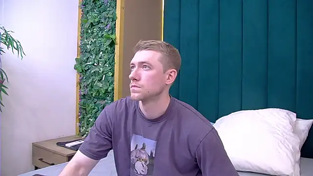 EthanPinkman online show from May 22, 5:49 am