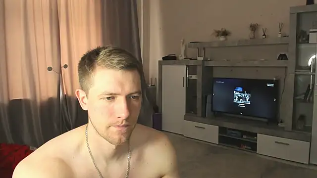 Snapshot of EthanPinkman chatting on July 20, 6:21 am EthanPinkman online show from July 20, 6:21 am