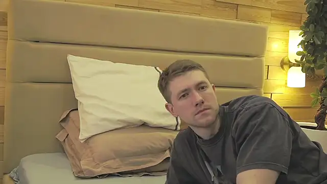 EthanPinkman online show from February 7, 4:20 am