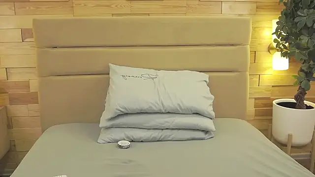 EthanPinkman online show from February 28, 3:39 am