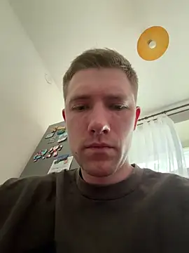 Snapshot of EthanPinkman chatting on June 21, 6:52 am EthanPinkman online show from June 21, 6:52 am