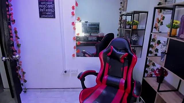 LilithCooperr  online show from November 27, 10:43 pm