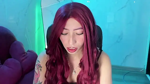 LilithCooperr  online show from January 14, 4:05 am