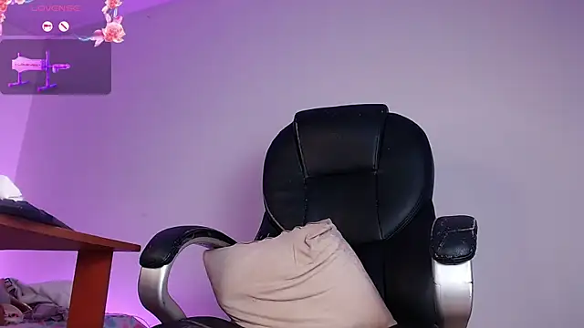 vero sweet18 online show from December 20, 5:16 pm