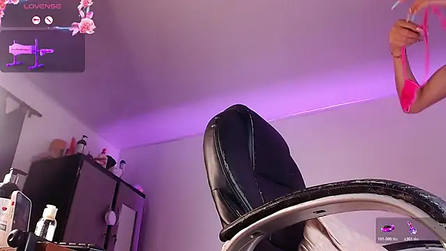 vero sweet18 online show from November 13, 8:35 pm