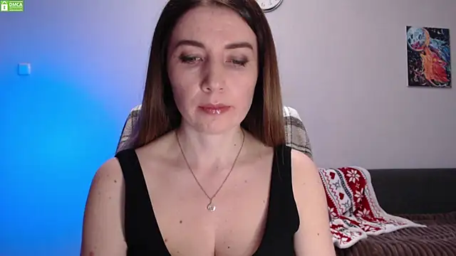 Sweet   Amelia online show from April 3, 2:34 pm