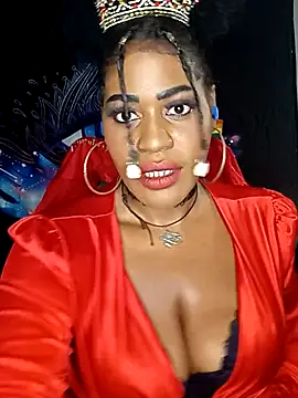 Snapshot of AmazonianMistress chatting on September 19, 9:08 pm AmazonianMistress online show from September 19, 9:08 pm
