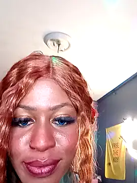 Snapshot of AmazonianMistress chatting on February 10, 1:57 am AmazonianMistress online show from February 10, 1:57 am