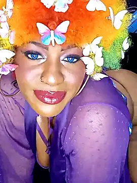 AmazonianMistress online show from May 2, 6:13 pm