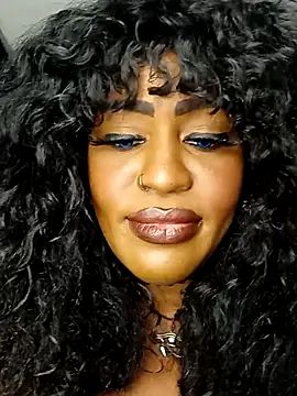 AmazonianMistress online show from December 4, 6:07 pm