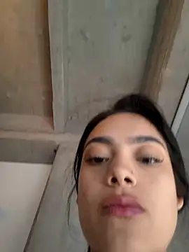 Snapshot of littlemelii chatting on February 25, 6:55 pm littlemelii online show from February 25, 6:55 pm