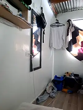 Snapshot of littlemelii chatting on September 30, 9:43 pm littlemelii online show from September 30, 9:43 pm