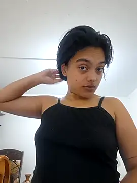 littlemelii online show from March 14, 1:11 am