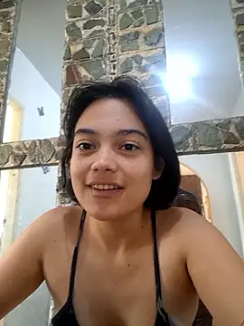 littlemelii online show from January 19, 4:22 pm