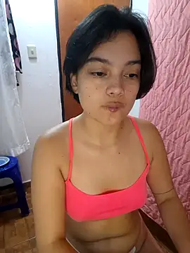 littlemelii online show from April 16, 9:39 pm