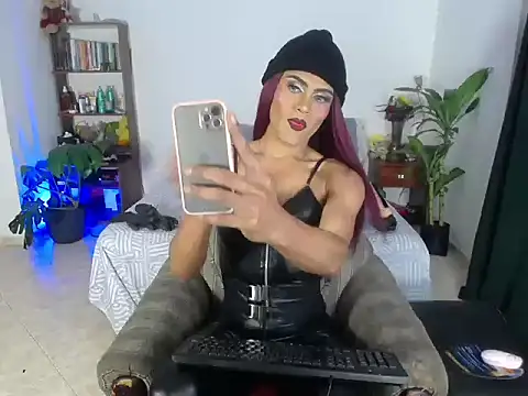 Megan Hot15 online show from January 8, 1:44 am