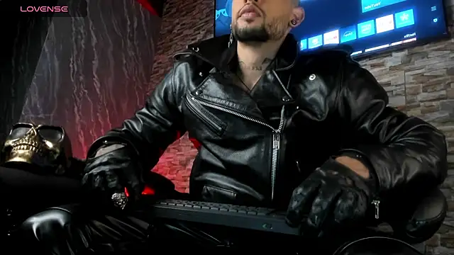 Seth Owner online show from March 12, 1:33 am