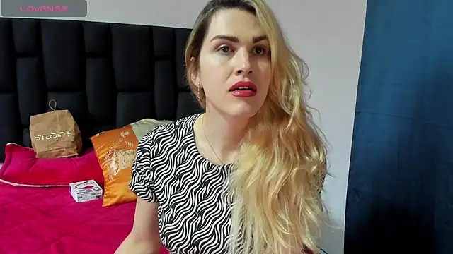 Aurora doll23 online show from March 19, 2:35 pm