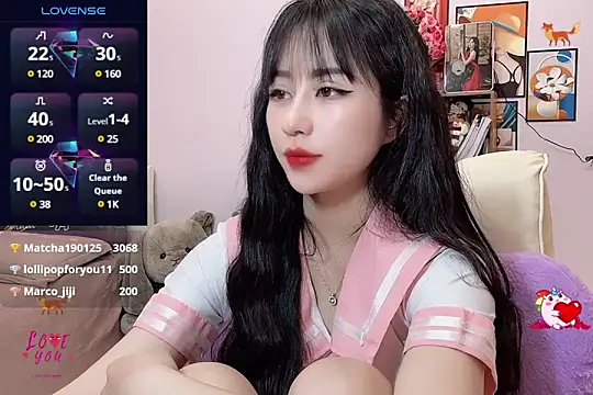 Snapshot of _LLisa_ chatting on March 7, 9:38 pm LLisa online show from March 7, 9:38 pm