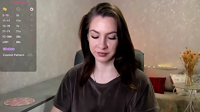 Naughty  Megan online show from April 22, 8:43 am