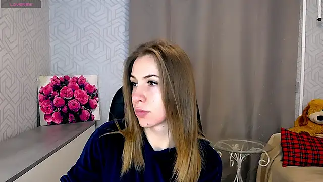 Snapshot of Naughty__Megan chatting on March 18, 7:01 am Naughty Megan online show from March 18, 7:01 am