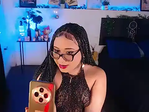 Snapshot of LiaScarlett chatting on September 22, 3:18 pm LiaScarlett online show from September 22, 3:18 pm