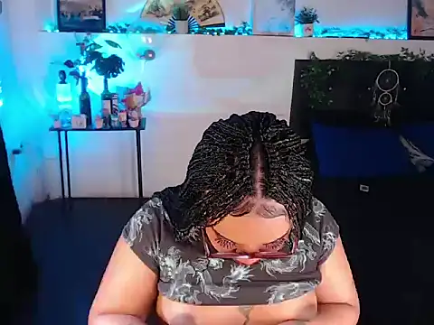 Snapshot of LiaScarlett chatting on September 20, 1:49 pm LiaScarlett online show from September 20, 1:49 pm