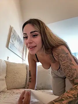 Alisa-Marie online show from November 18, 10:07 am