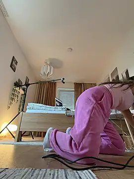 Alisa-Marie online show from June 29, 9:38 am