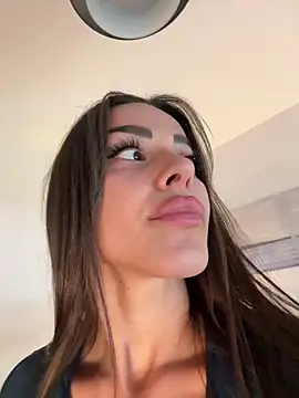 Alisa-Marie online show from March 13, 1:18 pm