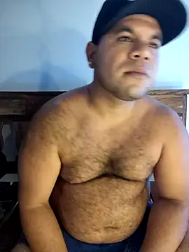 Snapshot of Evert_hairyboy chatting on September 29, 1:34 am Evert hairyboy online show from September 29, 1:34 am